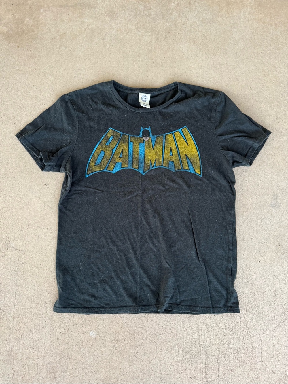 Women’s DC Comics Batman Logo Graphic T-Shirt Size Small